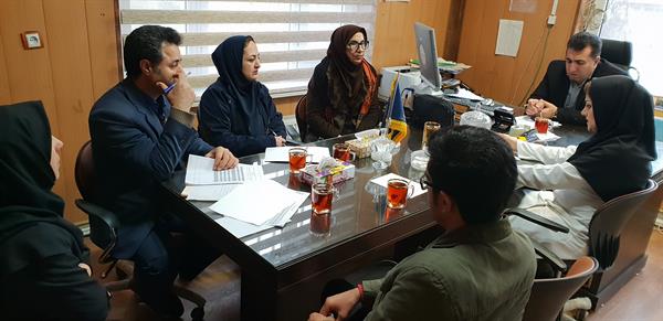 بازدید از کتابخانه